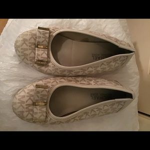 Michael Kors flats